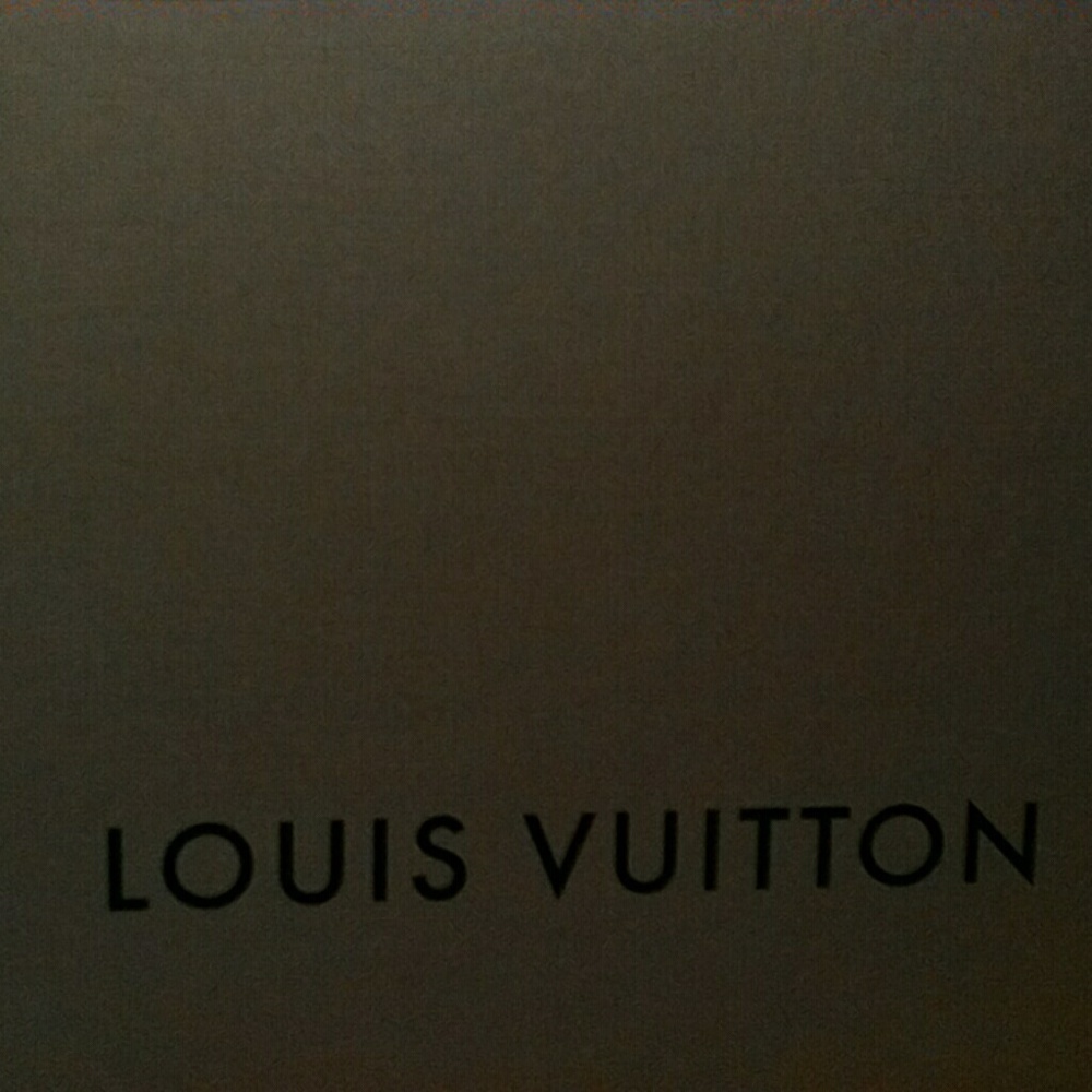 💯 Authentic Louis Vuitton Box (Extra-Large)-Empty